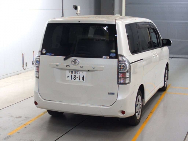 2012 Toyota Voxy